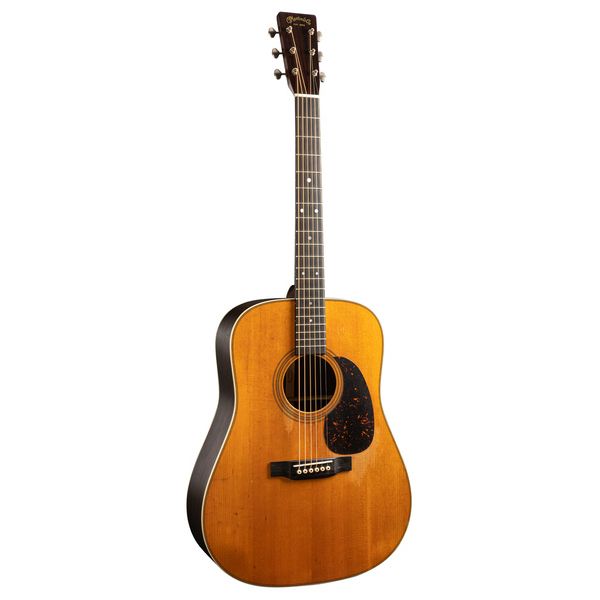 Martin Guitars D-28 StreetLegend