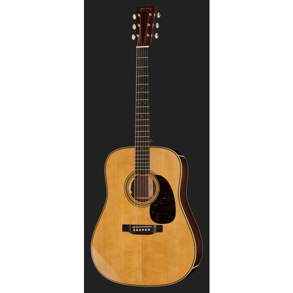 Martin Guitars HD-28ELRB